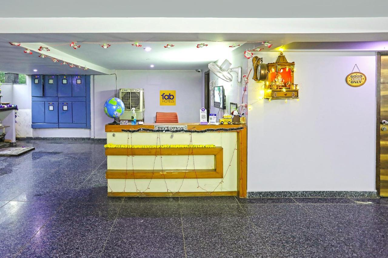 Fabhotel White House Bnb - Nr Yashobhoomi Convention Centre Delhi  Exterior foto