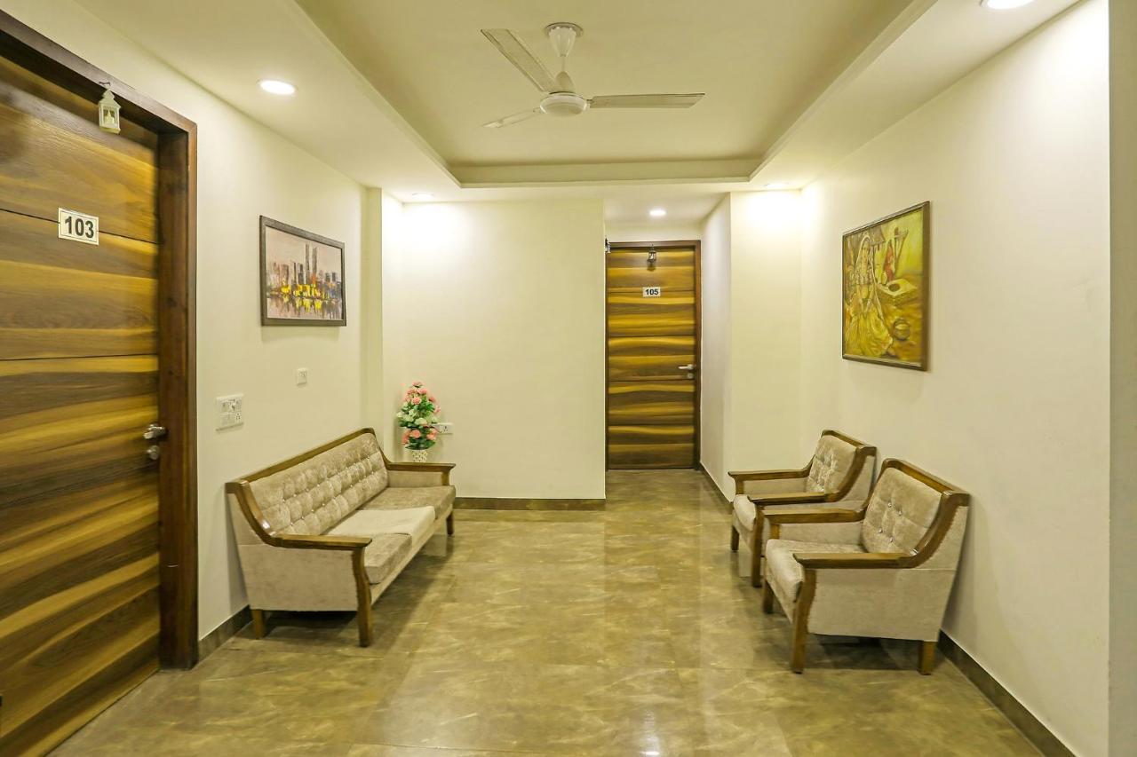 Fabhotel White House Bnb - Nr Yashobhoomi Convention Centre Delhi  Exterior foto