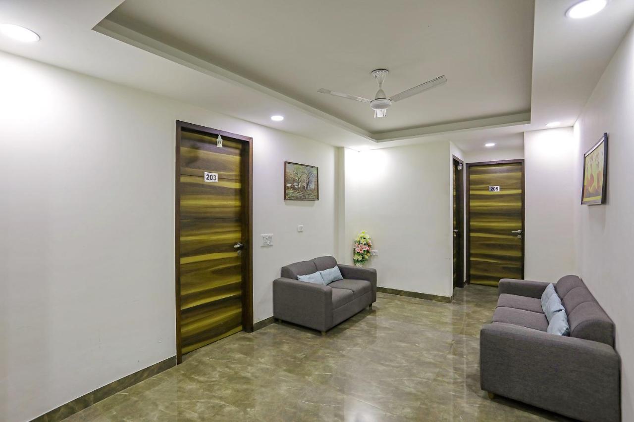 Fabhotel White House Bnb - Nr Yashobhoomi Convention Centre Delhi  Exterior foto