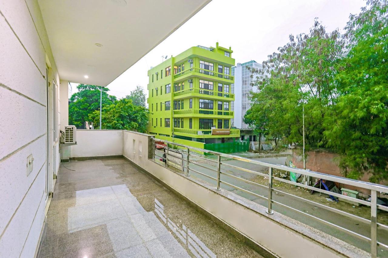 Fabhotel White House Bnb - Nr Yashobhoomi Convention Centre Delhi  Exterior foto