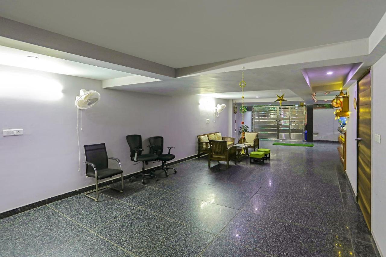Fabhotel White House Bnb - Nr Yashobhoomi Convention Centre Delhi  Exterior foto